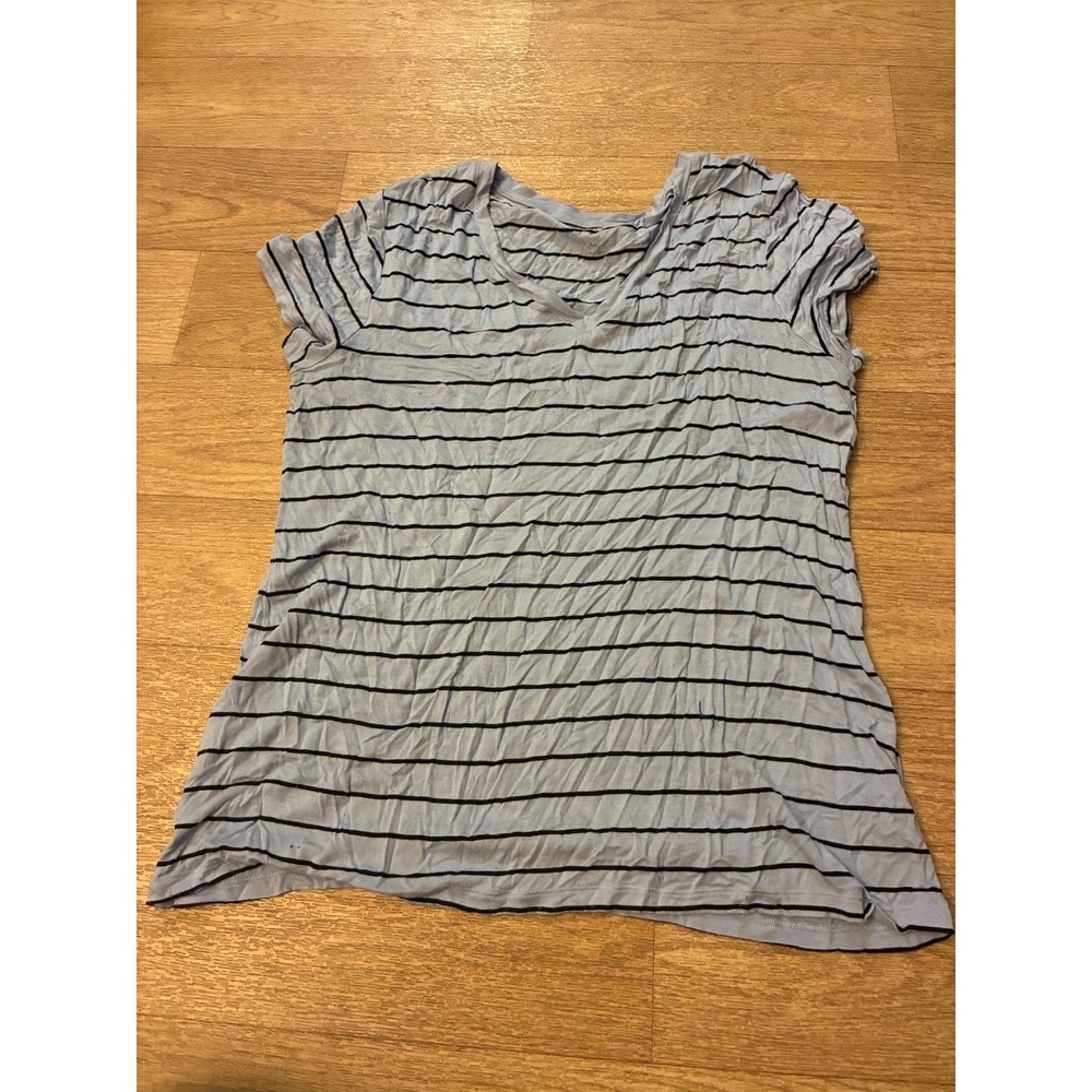 Apt. 9 Essentials Womens XL Blue Striped V-Neck Short Sleeve T-Shirt Tee